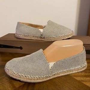 Talbots Black & White  espadrilles size 7